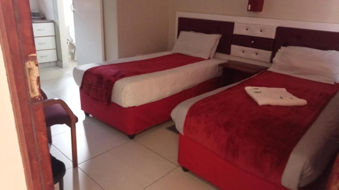 Emampingeni Lodge Bizana Dış mekan fotoğraf